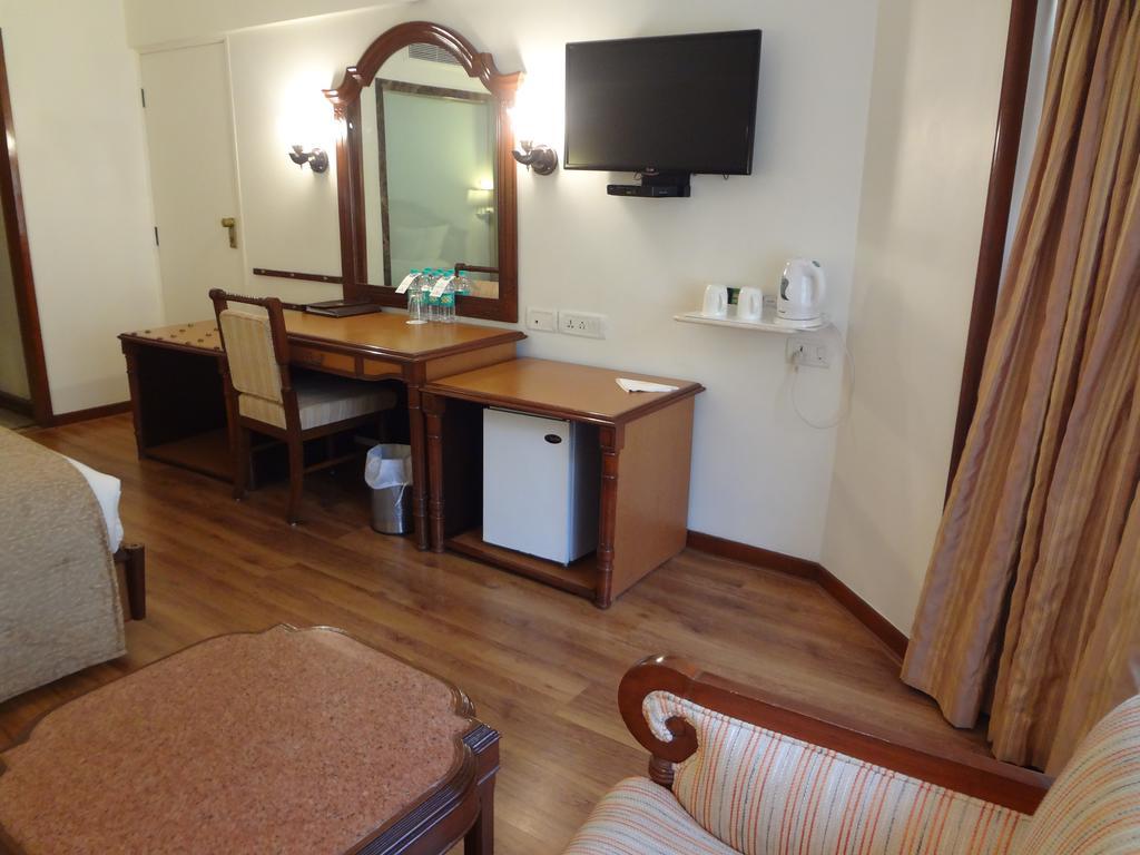 Hotel Sea Princess Mumbai Zimmer foto